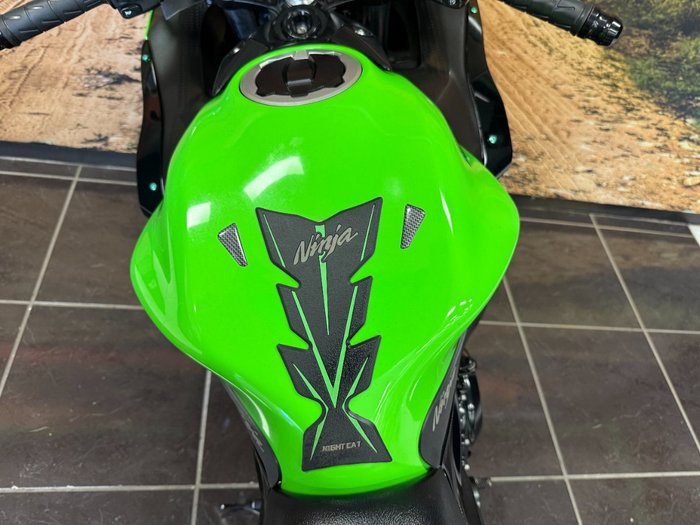 2018 Kawasaki NINJA 650L GREEN