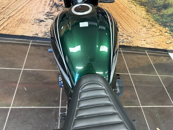 2022 Kawasaki Z900RS (ZR900C) GREEN