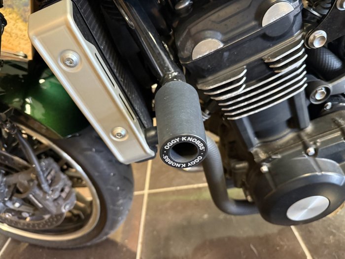 2022 Kawasaki Z900RS (ZR900C) GREEN