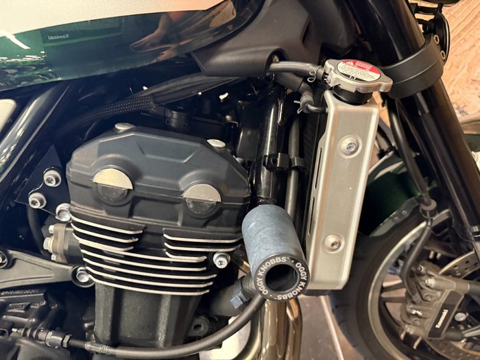 2022 Kawasaki Z900RS (ZR900C) GREEN