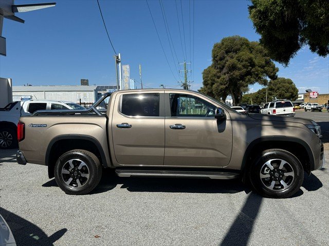 2025 Volkswagen AMAROK STYLE