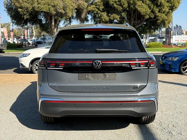 2025 Volkswagen TIGUAN ELEGANCE