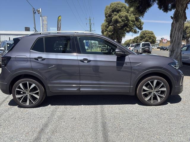 2024 Volkswagen T-CROSS R-LINE