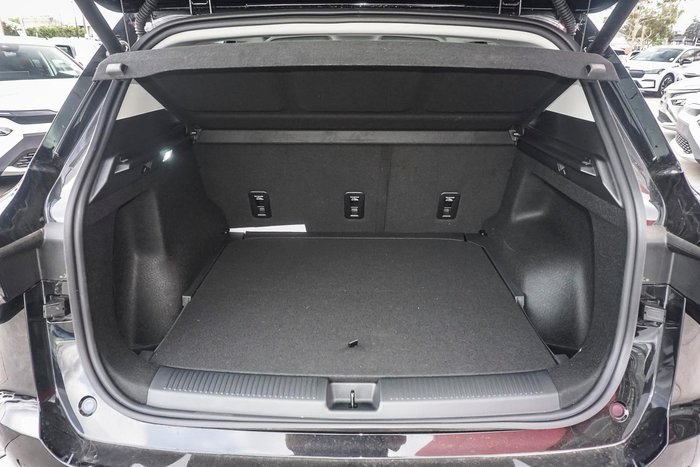 2025 MG MGS5 EV Essence 49