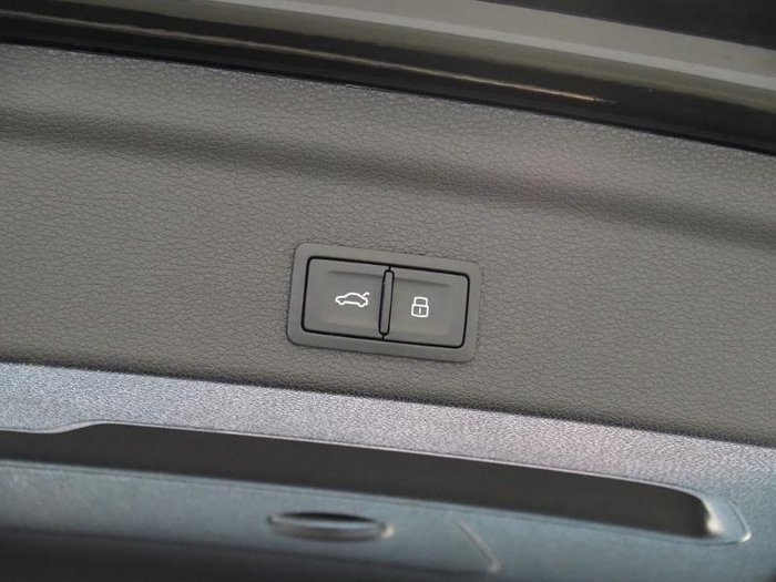 2024 Audi Q3 35 TFSI S line