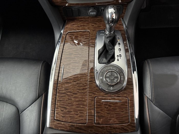 2023 Nissan Patrol Ti