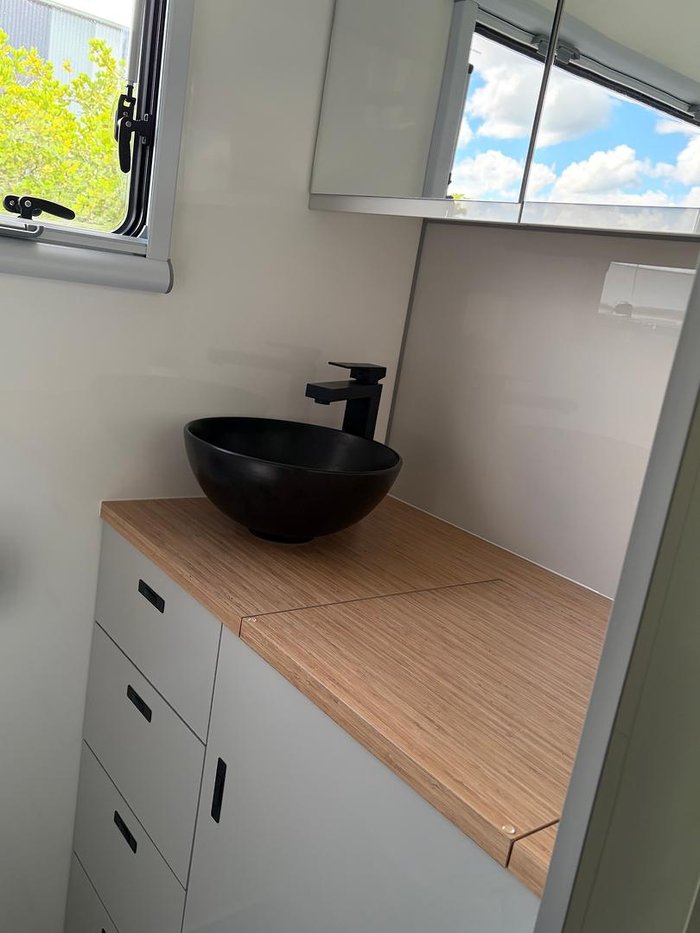 2026 JB Caravans Touring Slide Out 7.3 M Iveco