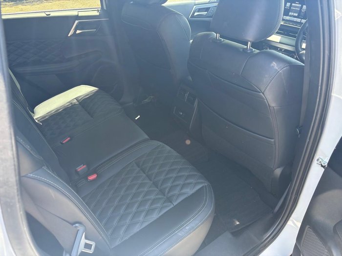 2024 Mitsubishi Outlander PHEV Exceed