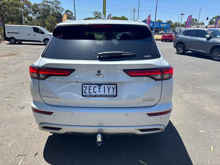 2024 Mitsubishi Outlander PHEV Exceed