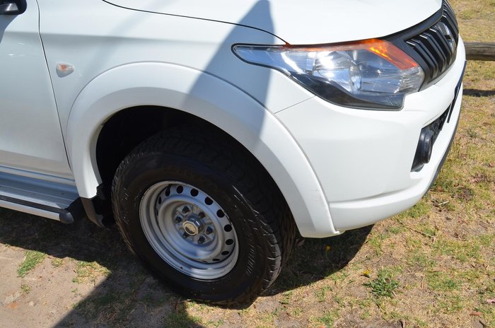 2018 Mitsubishi Triton GLX