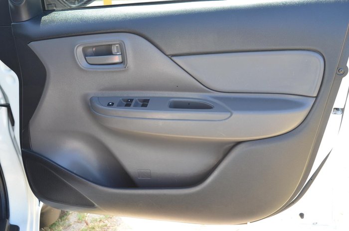 2018 Mitsubishi Triton GLX