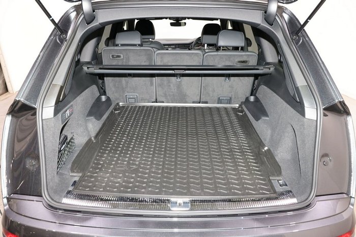 2021 Audi Q7 50 TDI S line