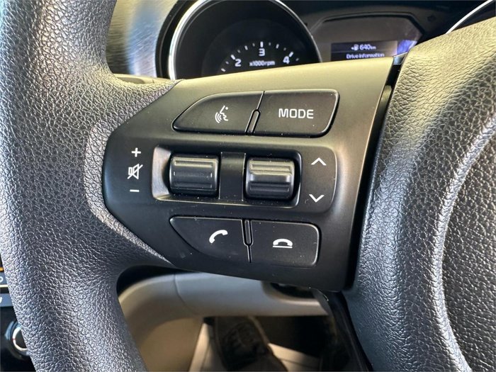 2020 Kia Carnival S YP MY20 Clear White