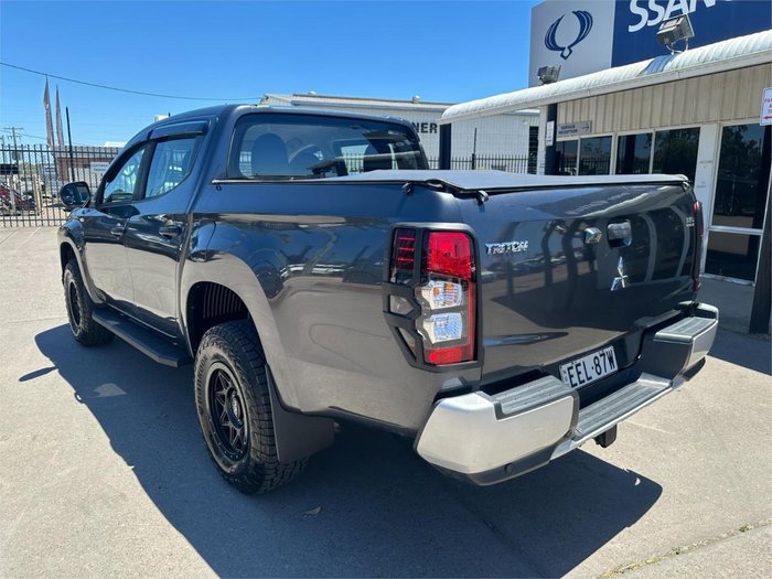 2019 Mitsubishi Triton GLX+