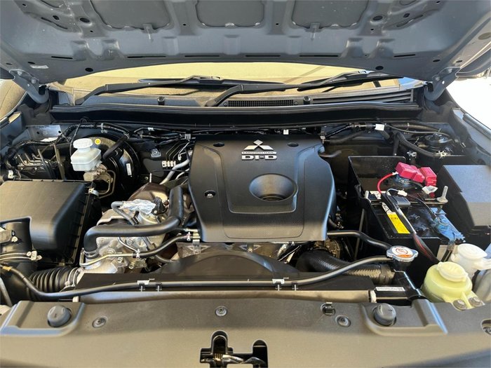 2019 Mitsubishi Triton GLX+