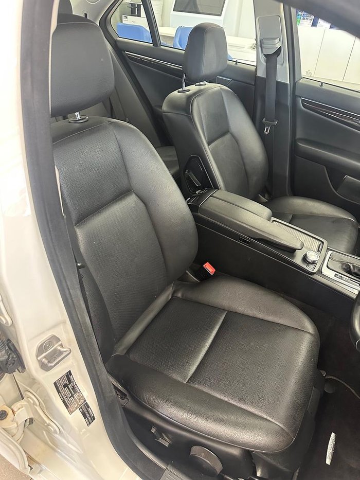 2012 Mercedes-Benz C-Class C200 BlueEFFICIENCY W204 MY12 Polar White