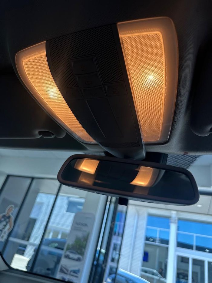 2012 Mercedes-Benz C-Class C200 BlueEFFICIENCY W204 MY12 Polar White