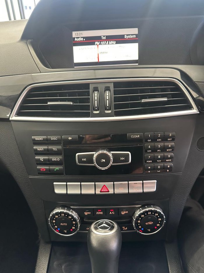 2012 Mercedes-Benz C-Class C200 BlueEFFICIENCY W204 MY12 Polar White