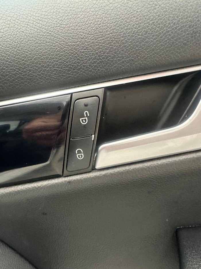 2012 Mercedes-Benz C-Class C200 BlueEFFICIENCY W204 MY12 Polar White