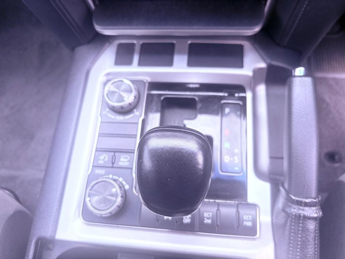 2016 Toyota Landcruiser GXL