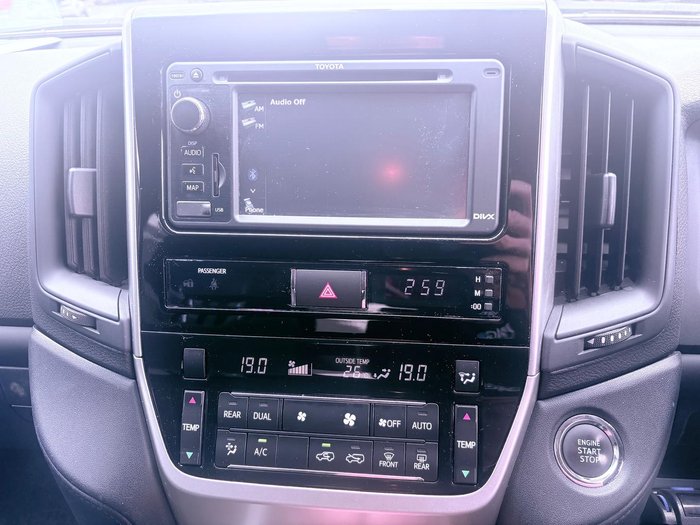 2016 Toyota Landcruiser GXL