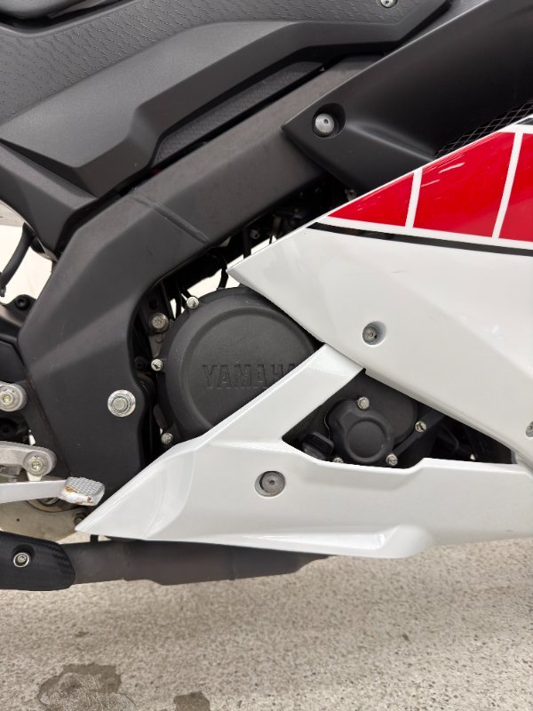 2021 YAMAHA YZF-R15 White