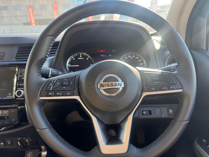 2023 Nissan Navara ST-X