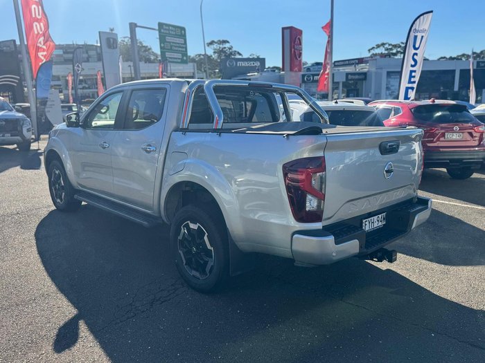 2023 Nissan Navara ST-X