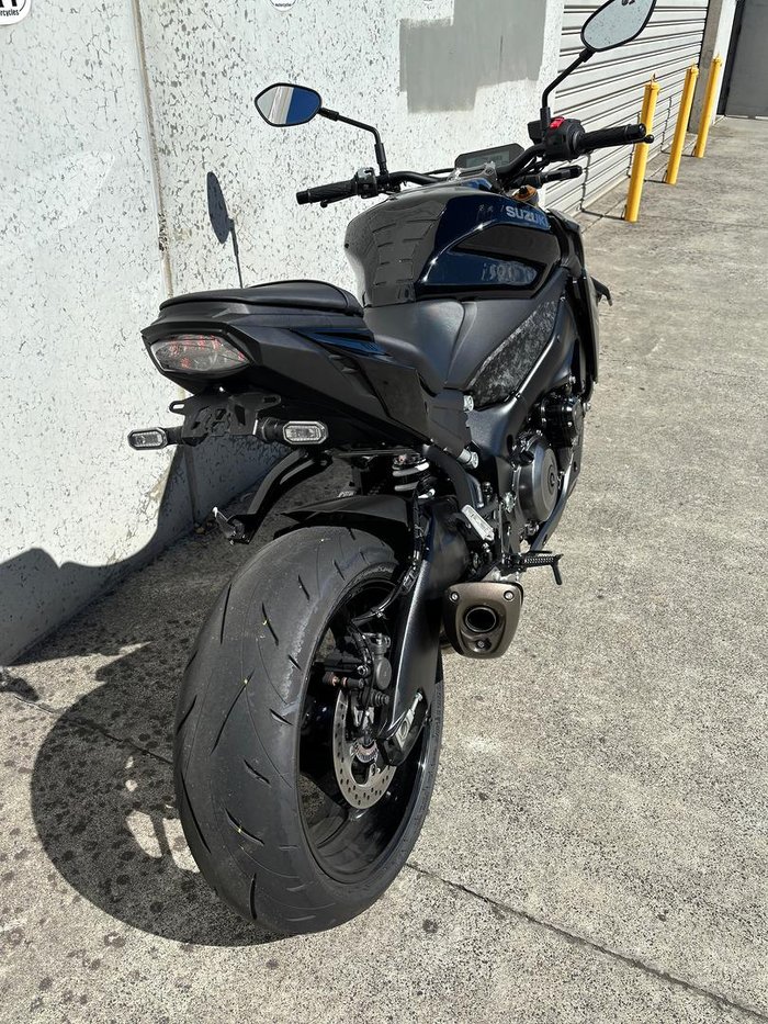 2025 Suzuki GSX-S1000