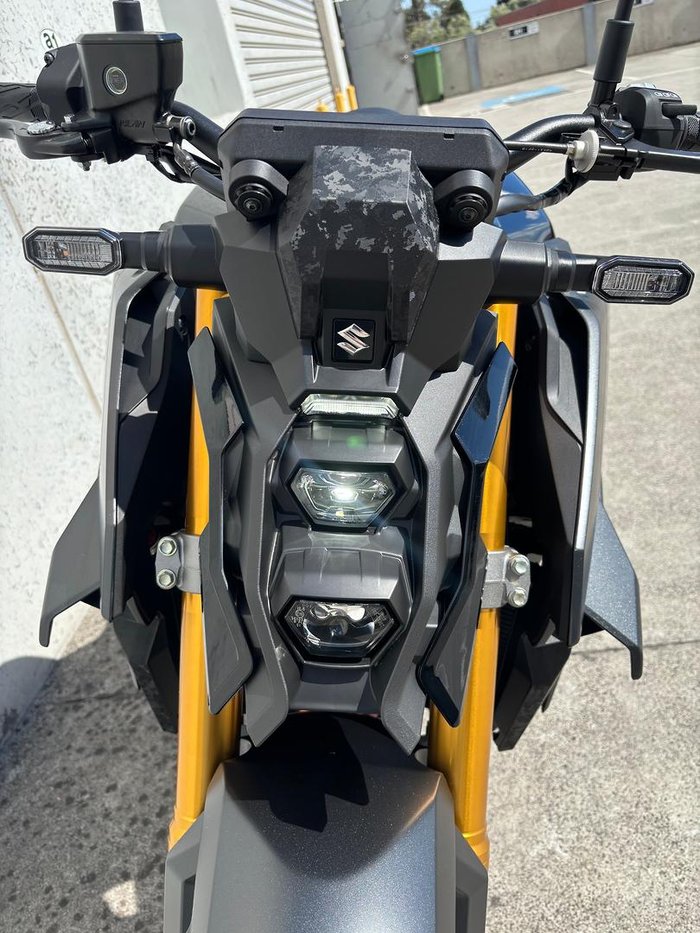2025 Suzuki GSX-S1000