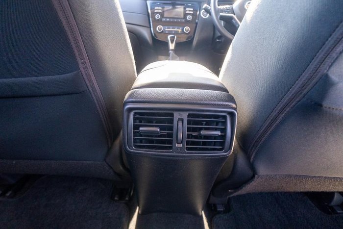 2018 Nissan X-TRAIL ST