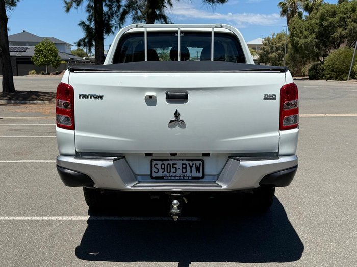 2018 Mitsubishi Triton GLX MQ MY18 4X4 Dual Range White