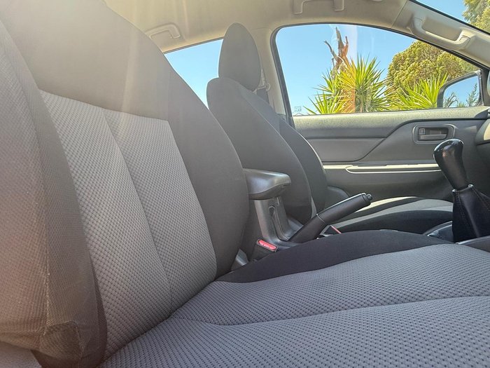 2018 Mitsubishi Triton GLX MQ MY18 4X4 Dual Range White