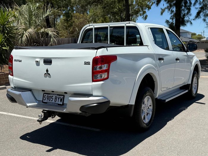 2018 Mitsubishi Triton GLX MQ MY18 4X4 Dual Range White