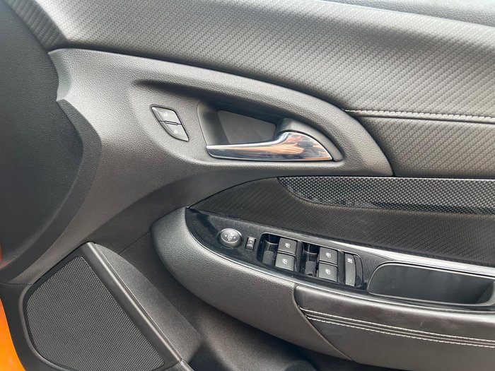 2017 Holden Commodore SV6 VF Series II MY17 Light My Fire