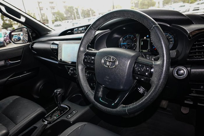 2021 Toyota Hilux Rugged X