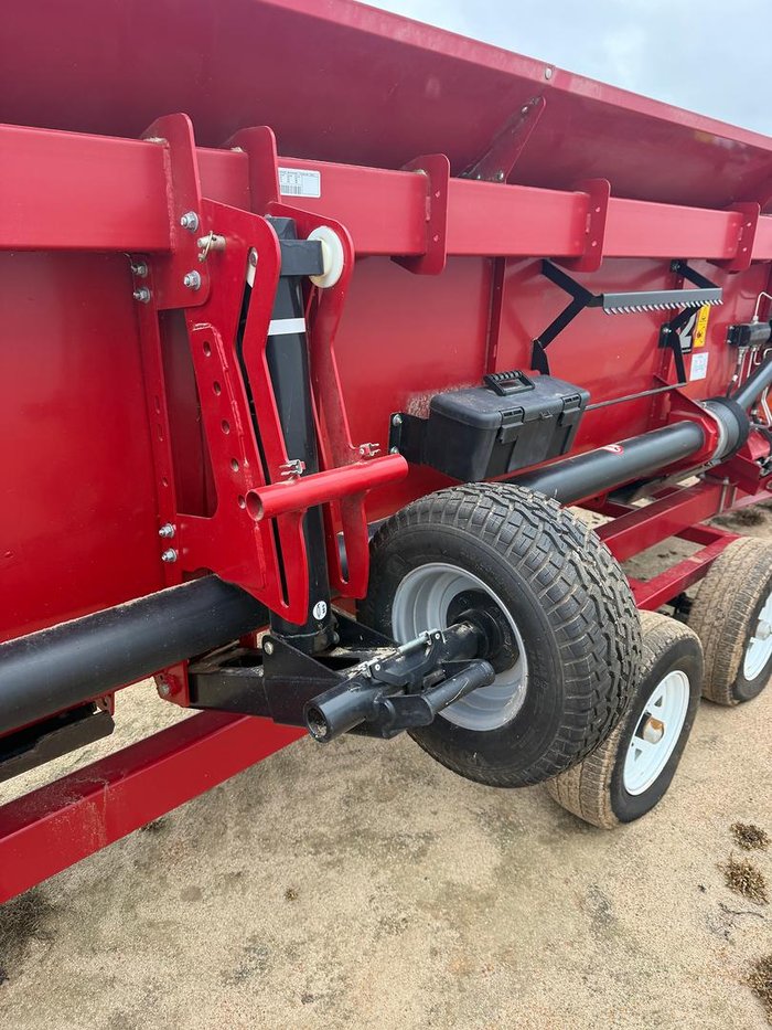 2023 CASE IH 3050