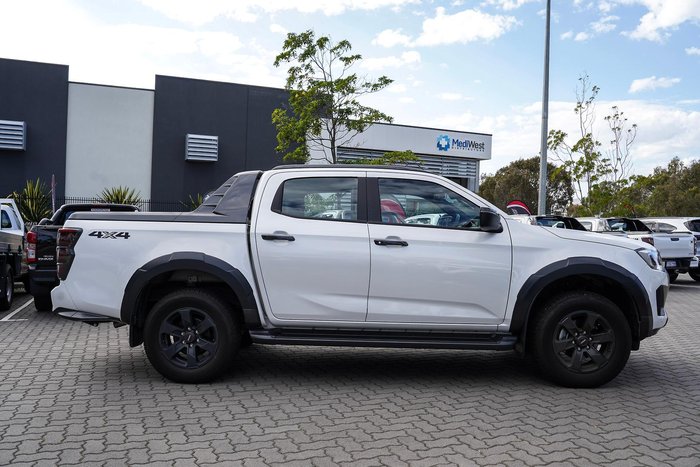 2025 Isuzu D-MAX X-TERRAIN