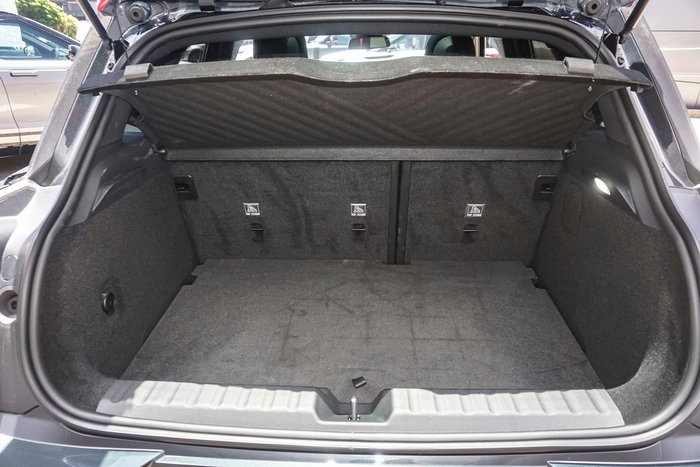 2025 MINI Aceman JCW E Favoured