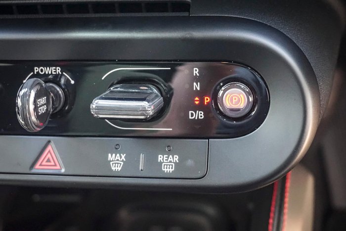 2025 MINI Aceman JCW E Favoured