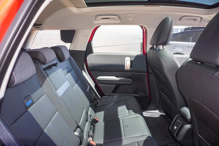 2024 MINI Countryman E Classic