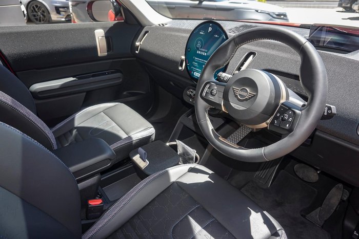 2024 MINI Countryman E Classic