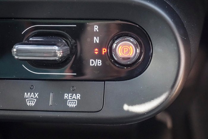 2024 MINI Aceman SE Favoured