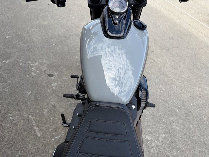 2024 HARLEY-DAVIDSON FXFBS FAT BOB (114) Grey