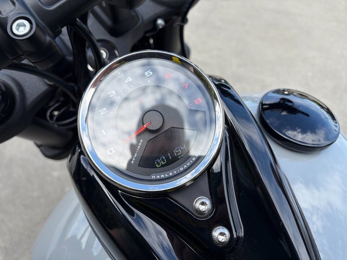 2024 HARLEY-DAVIDSON FXFBS FAT BOB (114) Grey