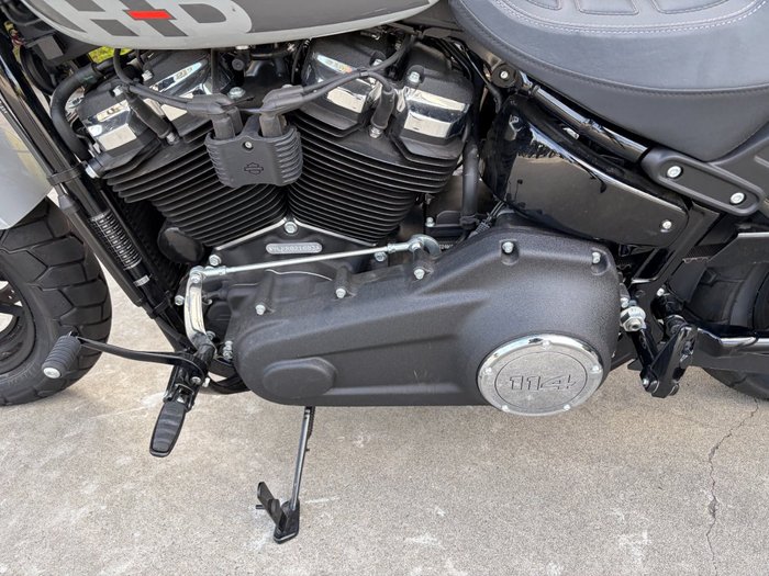 2024 HARLEY-DAVIDSON FXFBS FAT BOB (114) Grey