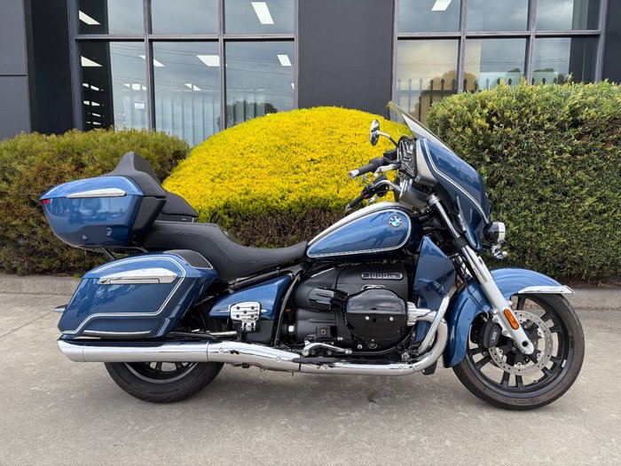 2024 BMW Motorrad R 18 TRANSCONTINENTAL Blue