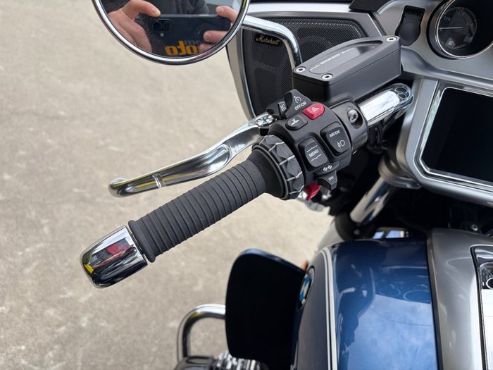 2024 BMW Motorrad R 18 TRANSCONTINENTAL Blue