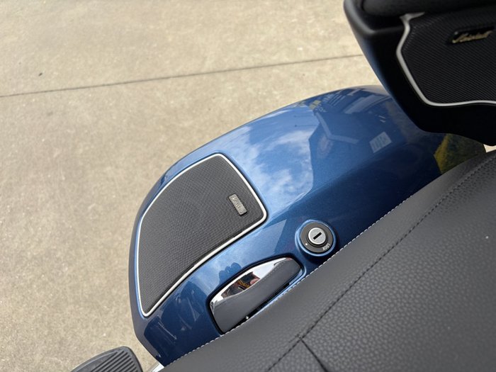 2024 BMW Motorrad R 18 TRANSCONTINENTAL Blue