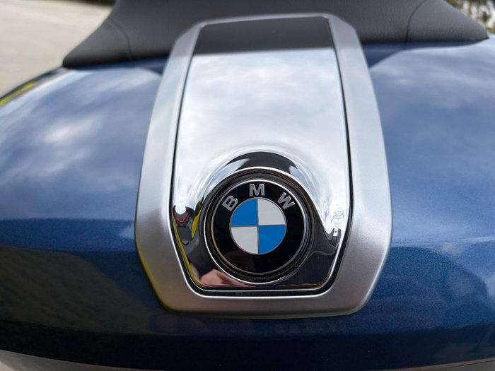 2024 BMW Motorrad R 18 TRANSCONTINENTAL Blue